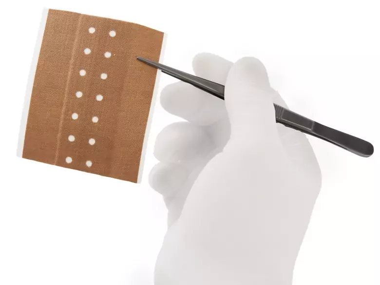 Antykoncepcyjny system transdermalny.