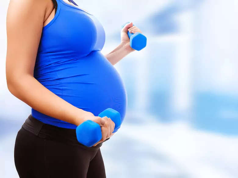 Przyszłe polskie mamy niewystarczająco dbają o swoje zdrowie i styl życia