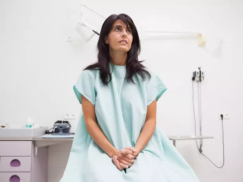 Poród siłami natury czy cesarskie cięcie?