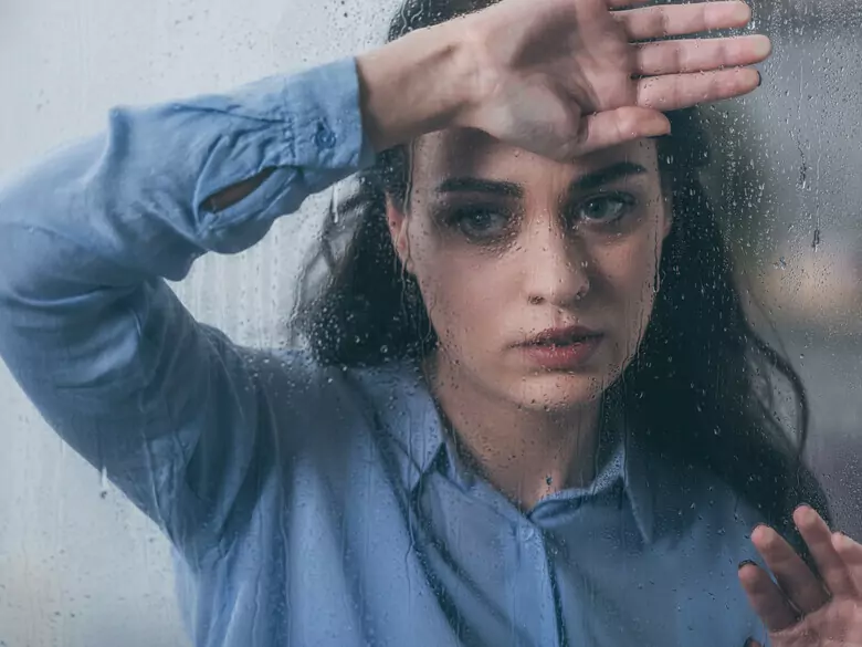 Ból nie tylko fizyczny: jakie są psychiczne skutki endometriozy?