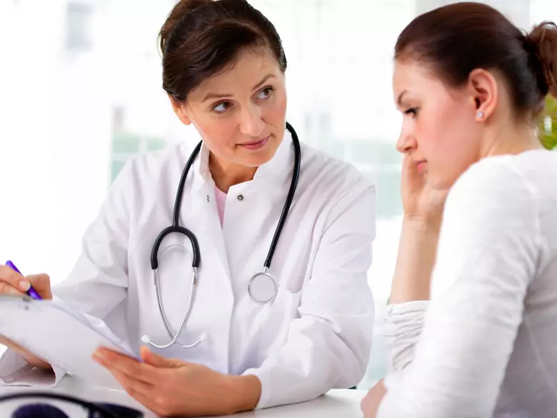 Hirsutyzm – przyczyny, objawy, leczenie