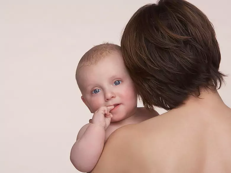 Na jaką pomoc mogą liczyć samotne matki?