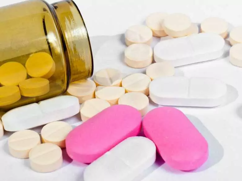 Wpływ beta-blokerów stosowanych w późnej ciąży na stan noworodka.